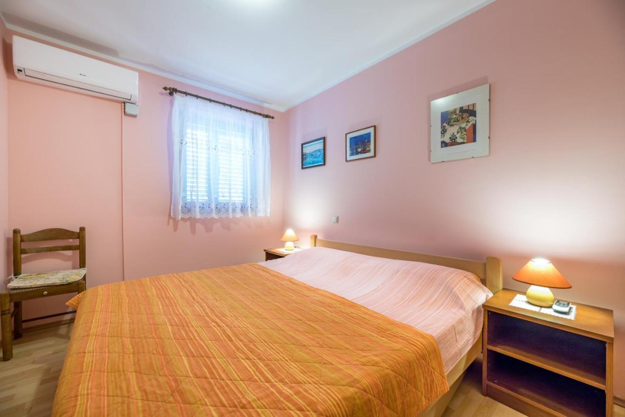 Marina Apartment Baska  Exterior photo