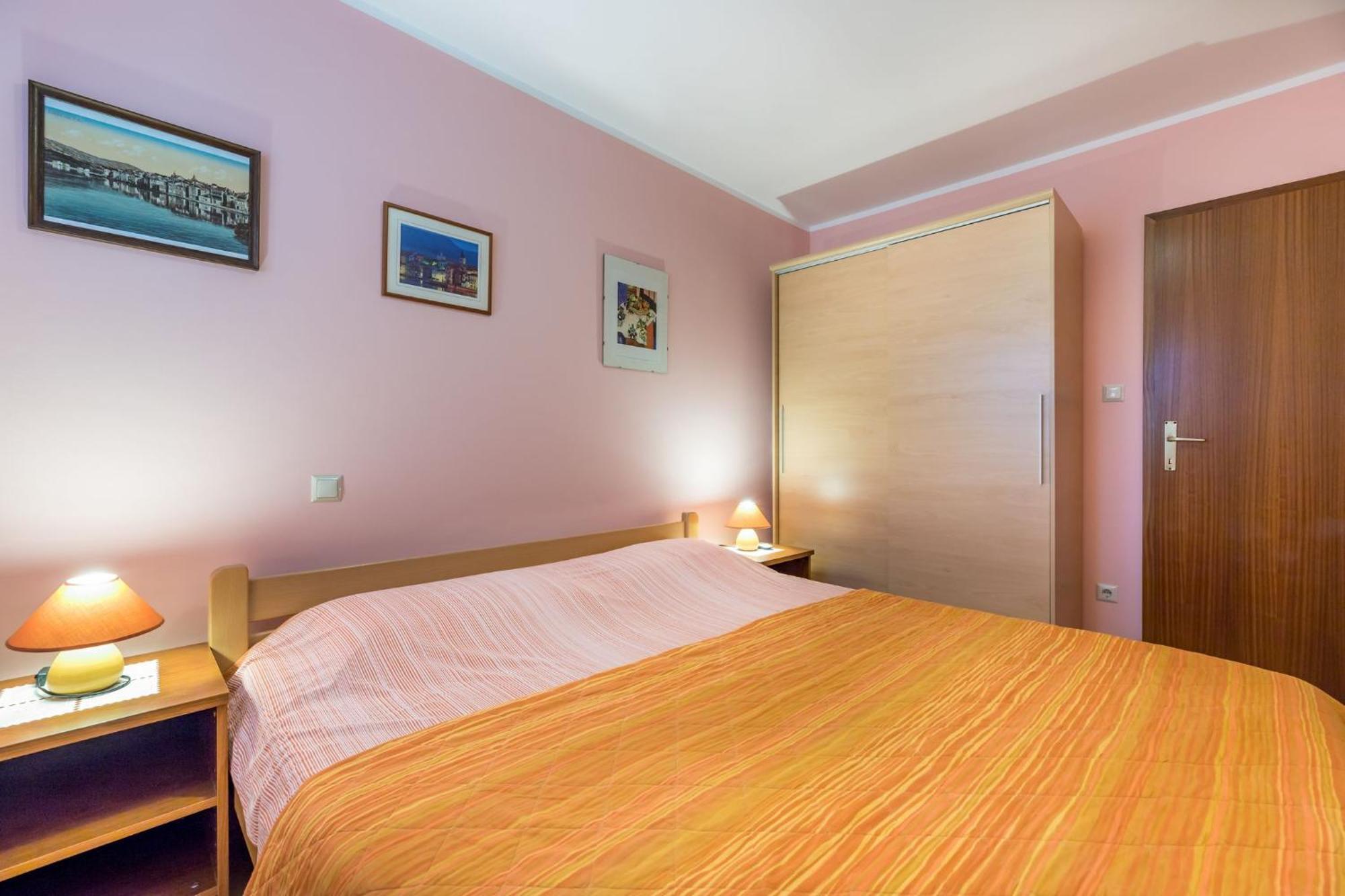 Marina Apartment Baska  Exterior photo