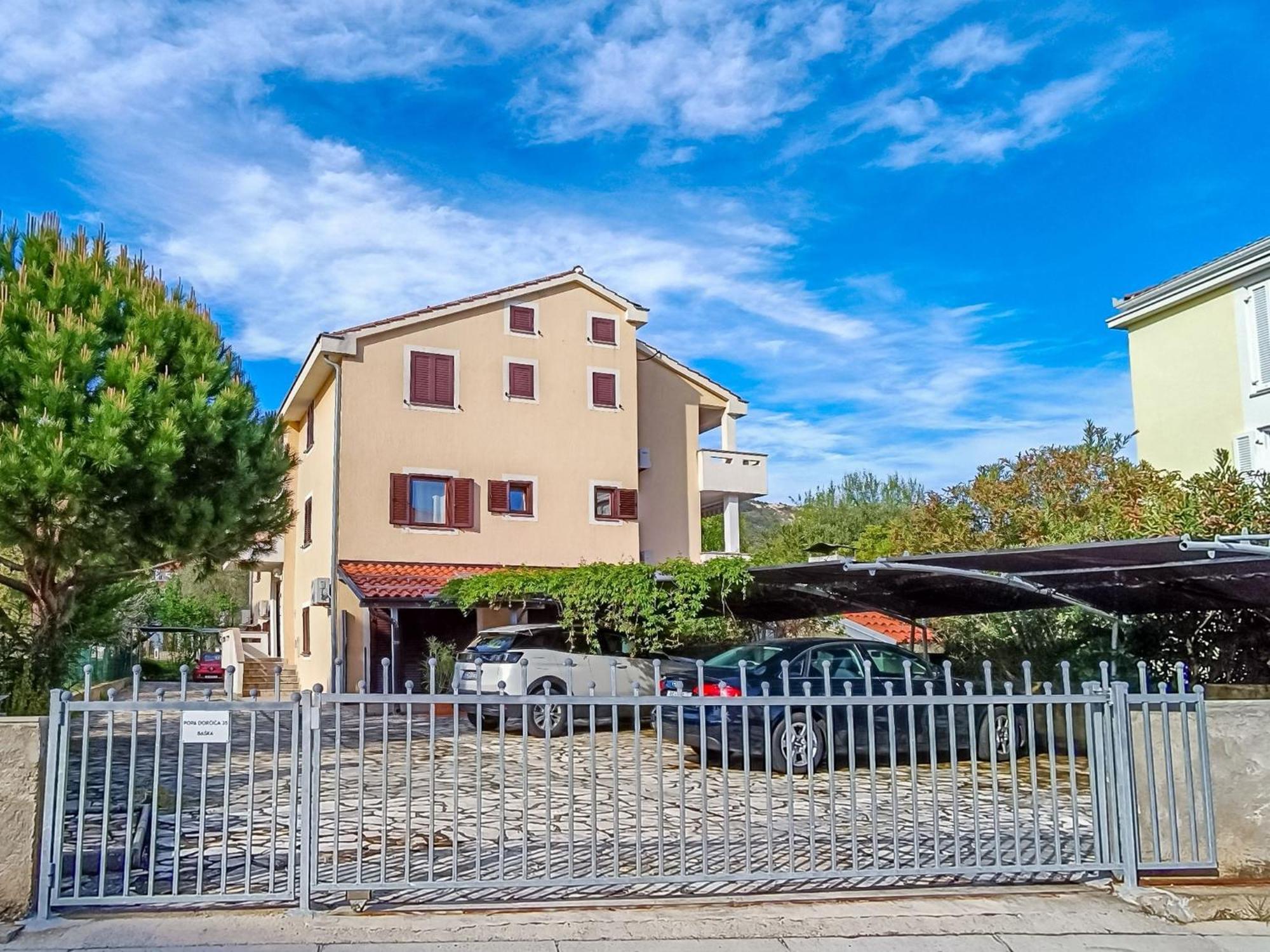 Marina Apartment Baska  Exterior photo