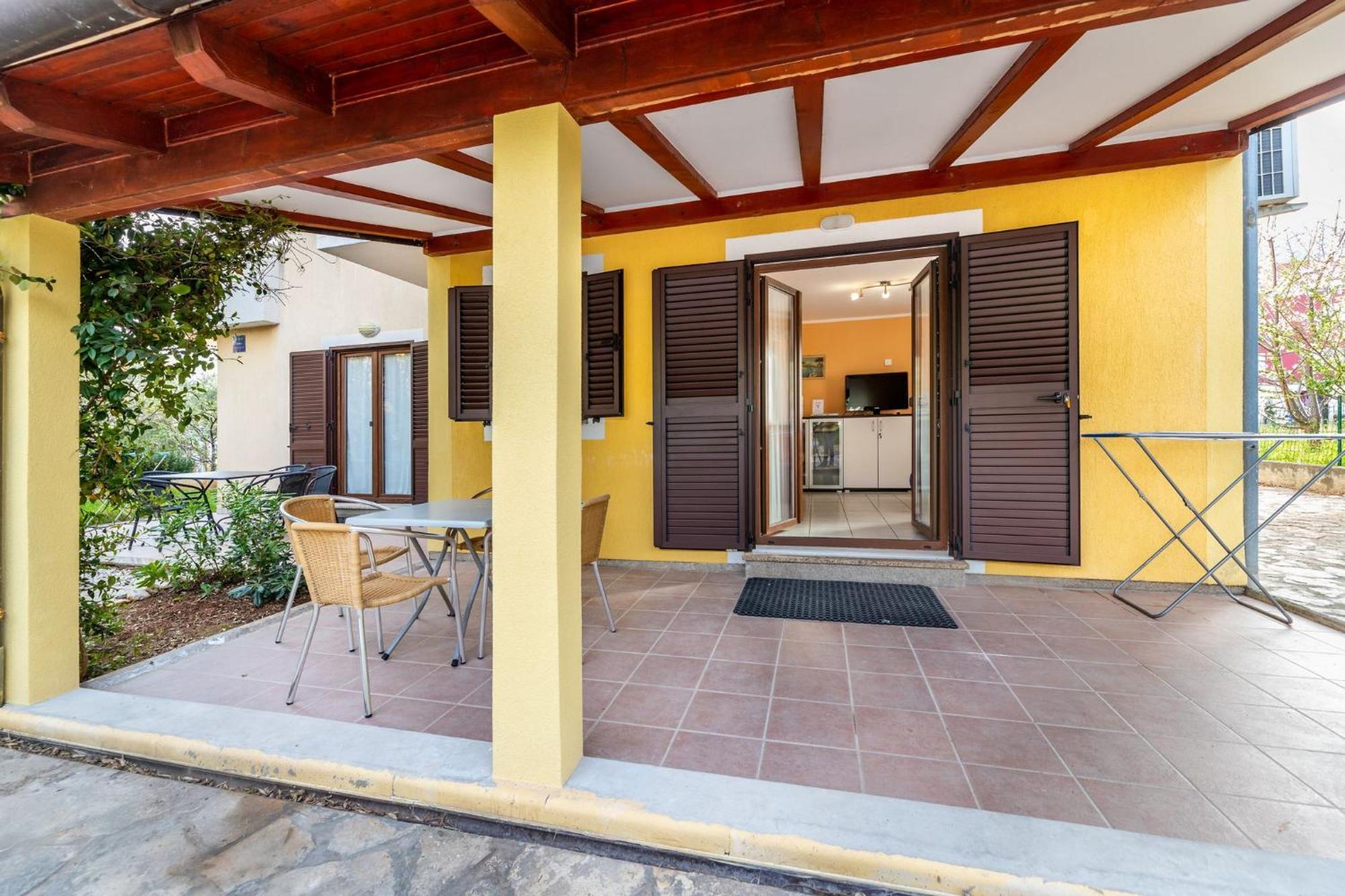 Marina Apartment Baska  Exterior photo