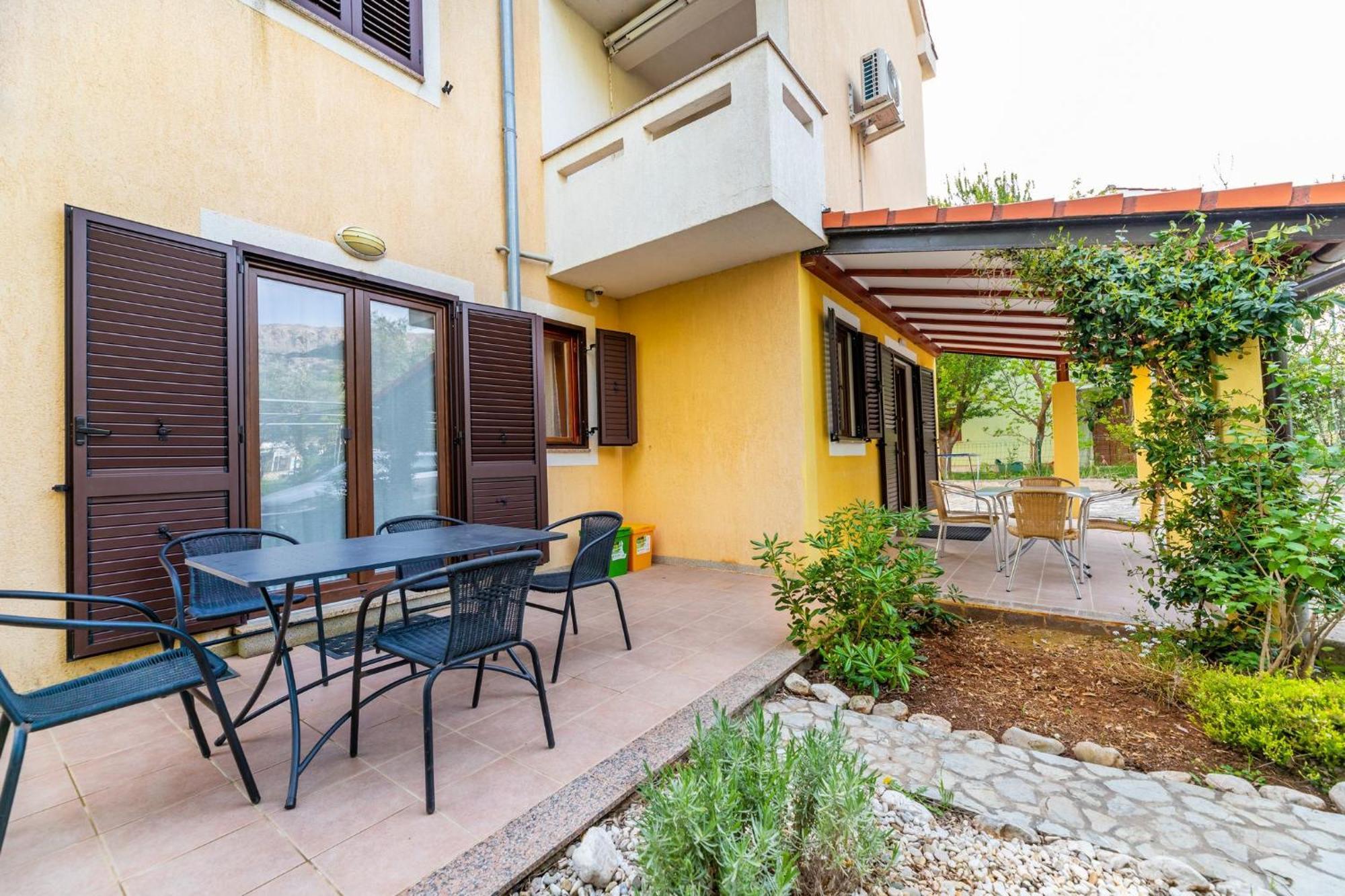 Marina Apartment Baska  Exterior photo