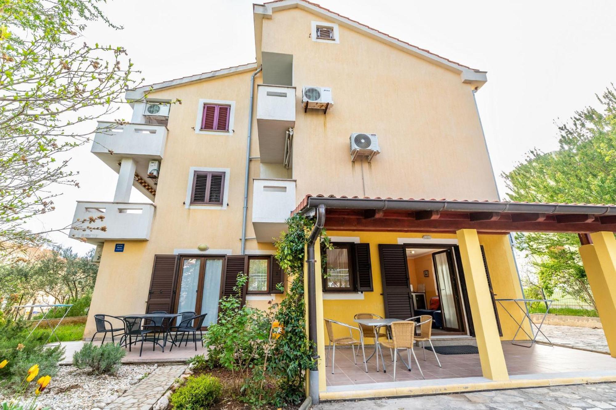 Marina Apartment Baska  Exterior photo